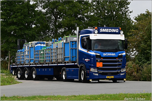 DSC 4454-border 16-08-2025