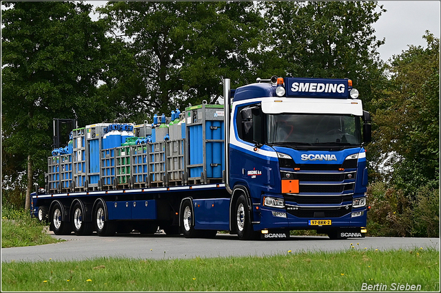 DSC 4461-border 16-08-2025