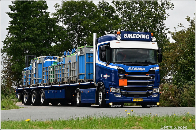 DSC 4489-border 16-08-2025