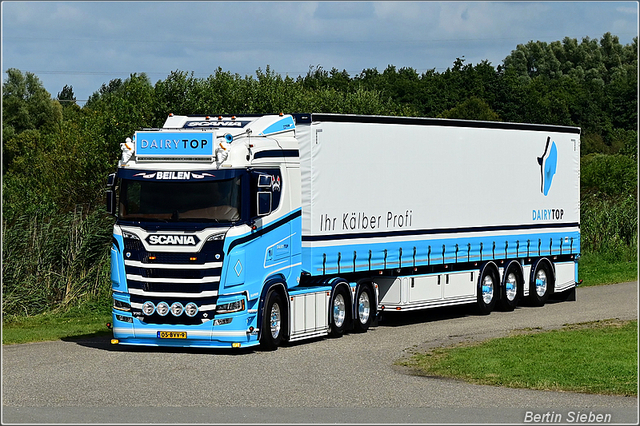 DSC 4528-border 16-08-2025