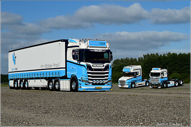 DSC 4714-border 16-08-2025