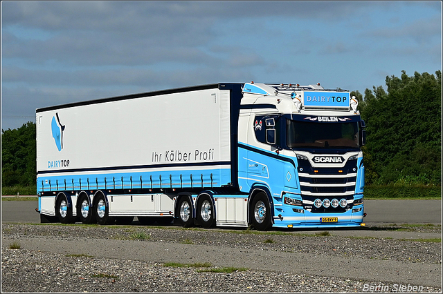 DSC 4743-border 16-08-2025