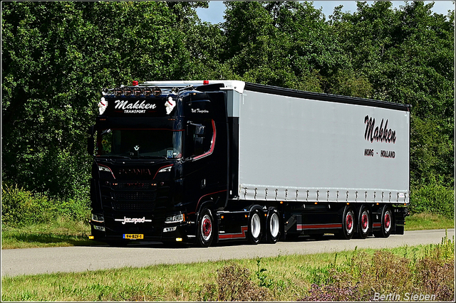 DSC 4769-border 23-08-2025