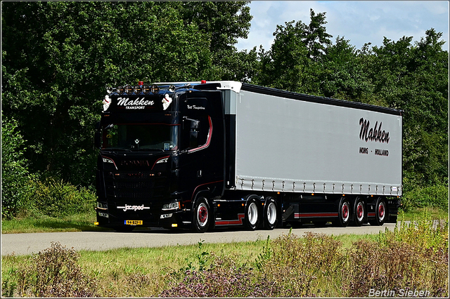 DSC 4780-border 23-08-2025