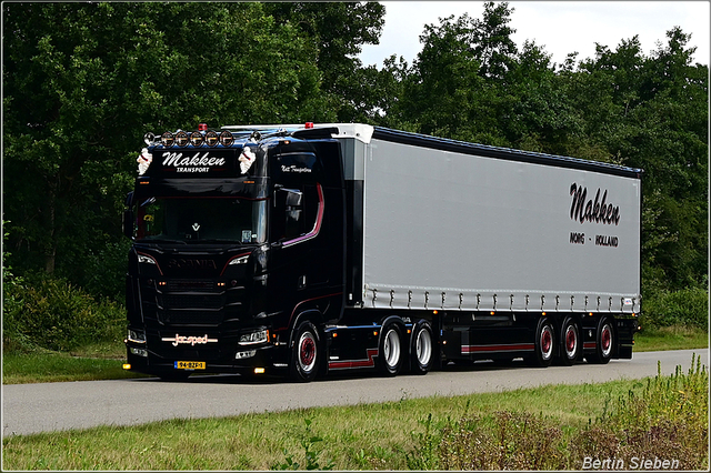 DSC 4801-border 23-08-2025