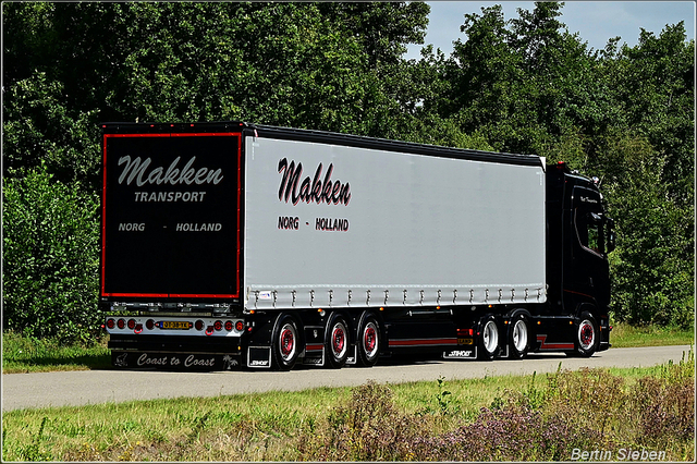 DSC 4822-border 23-08-2025