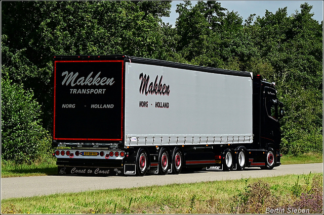 DSC 4828-border 23-08-2025