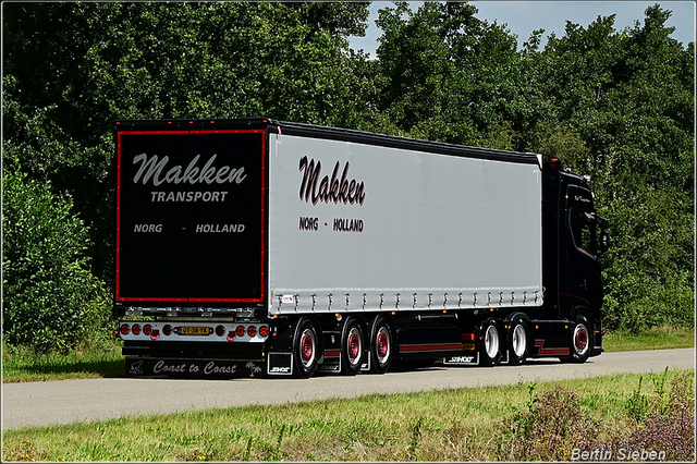 DSC 4829-border 23-08-2025