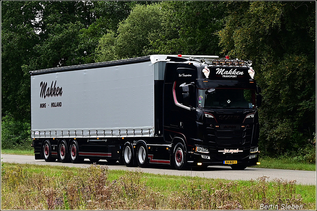 DSC 4861-border 23-08-2025