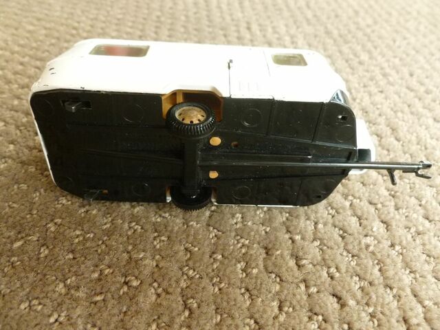 P1600847 p DBX-25-ND