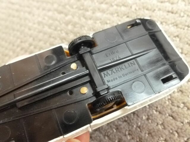 P1600848 p DBX-25-ND