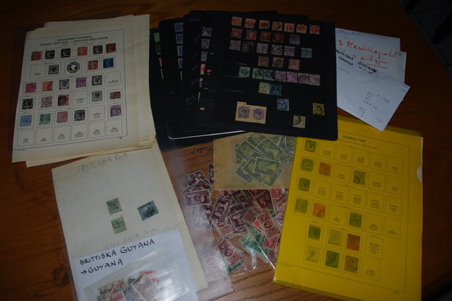 IMGP7936 England ant lapu ir vokeliuose Gibraltar Morocco Malta Guinea