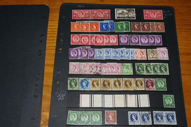 IMGP7948 England ant lapu ir vokeliuose Gibraltar Morocco Malta Guinea