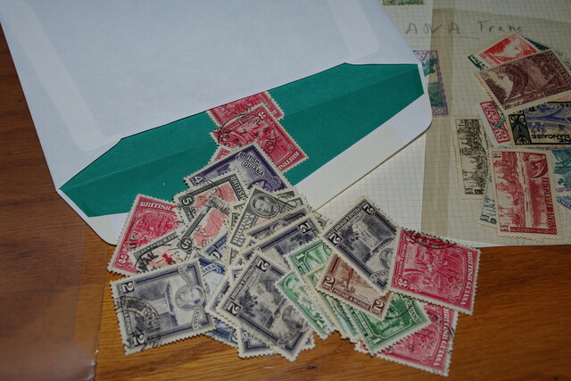 IMGP7967 England ant lapu ir vokeliuose Gibraltar Morocco Malta Guinea