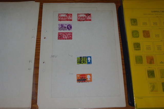 IMGP7976 England ant lapu ir vokeliuose Gibraltar Morocco Malta Guinea