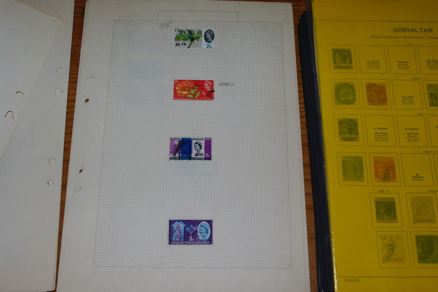 IMGP7977 England ant lapu ir vokeliuose Gibraltar Morocco Malta Guinea