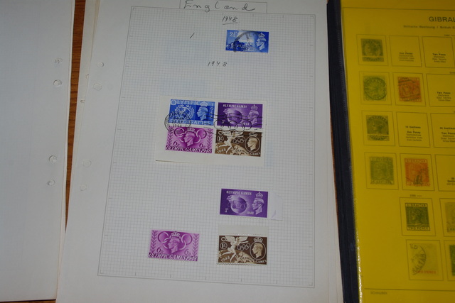 IMGP7985 England ant lapu ir vokeliuose Gibraltar Morocco Malta Guinea