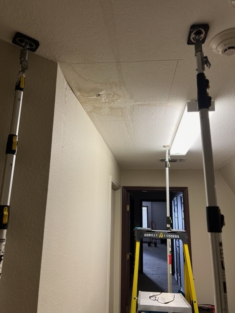 emergency water removal Amazon Restoration Services