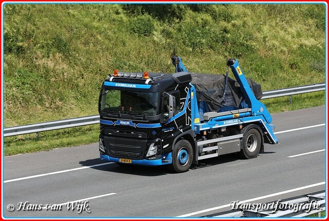 31-BXV-8-BorderMaker Container Kippers