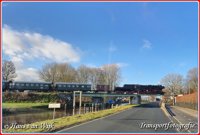 52 8060-7-BorderMaker Trein en Bus