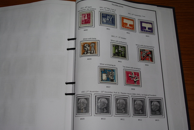 IMGP8961 Saar 2 albums 1920-1959 mint-used