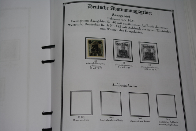 IMGP8981 Saar 2 albums 1920-1959 mint-used