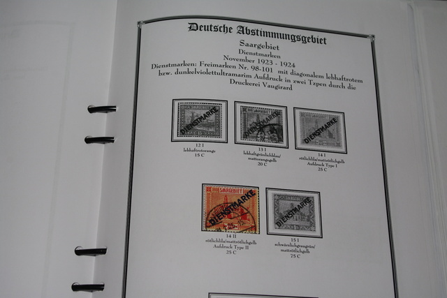 IMGP8994 Saar 2 albums 1920-1959 mint-used