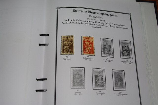 IMGP8998 Saar 2 albums 1920-1959 mint-used