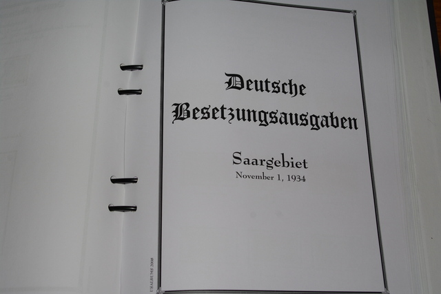 IMGP9001 Saar 2 albums 1920-1959 mint-used