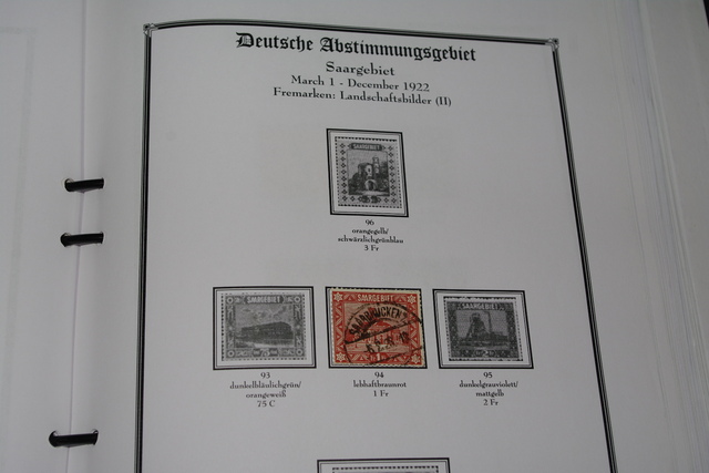 IMGP9007 Saar 2 albums 1920-1959 mint-used