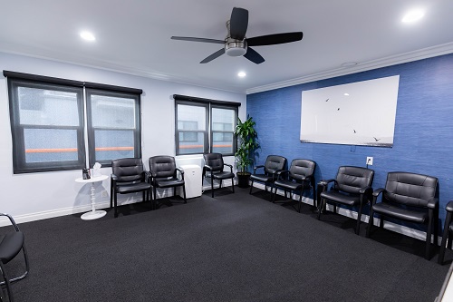 IOP programs Overland Intensive Outpatient: IOP and PHP Programs