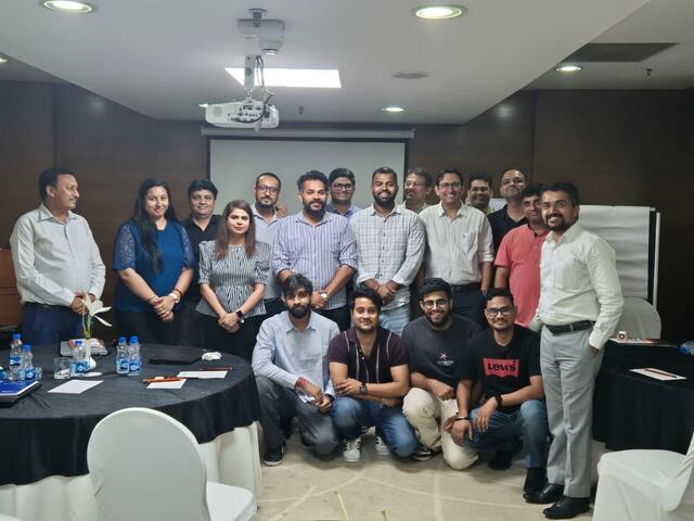 POSH TRAINER Picture Box