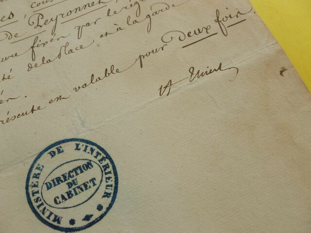 P1640742 p DBX-26-JF