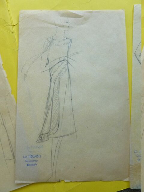 P1650334 p DBX-26-JF