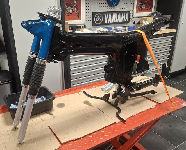 20260127 223513 1972 FS1 5-speed Marine Blue