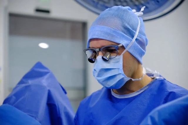 imgi 11 w584qwwzl9qze5109dwo docteur François-Xavier Madec, urologue expert en sténoses de l’urètre, chirurgie pénienne et andrologie reconstructive