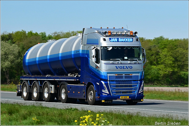 DSC 5824-border 2024-04