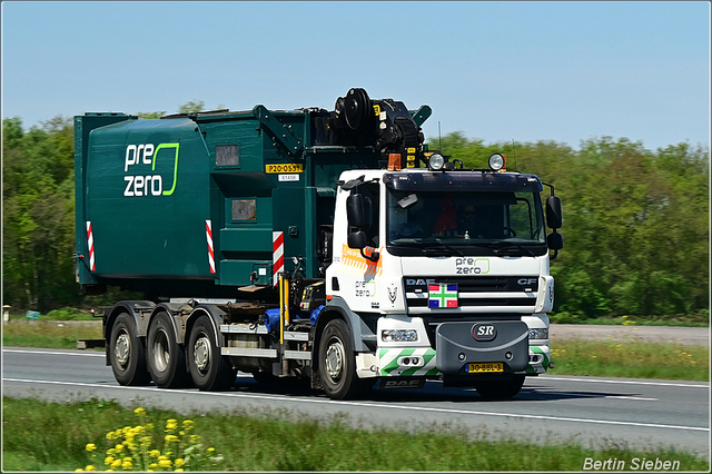 DSC 5879-border 2024-04