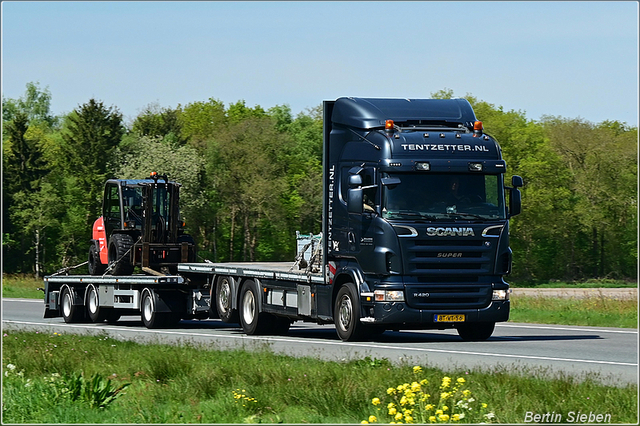 DSC 5979-border 2024-04