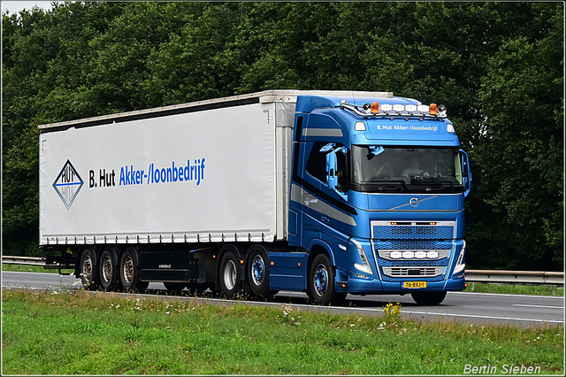 DSC 9882-border 25-07-2025 Truckstar
