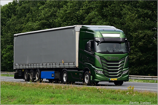 DSC 9968-border 25-07-2025 Truckstar