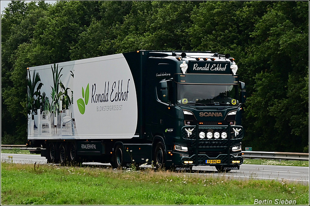 DSC 0442-border 25-07-2025 Truckstar