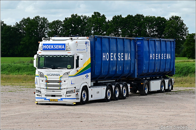 DSC 5175-border 23-08-2025