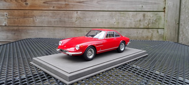 b Ferrari 330 GTC 1967