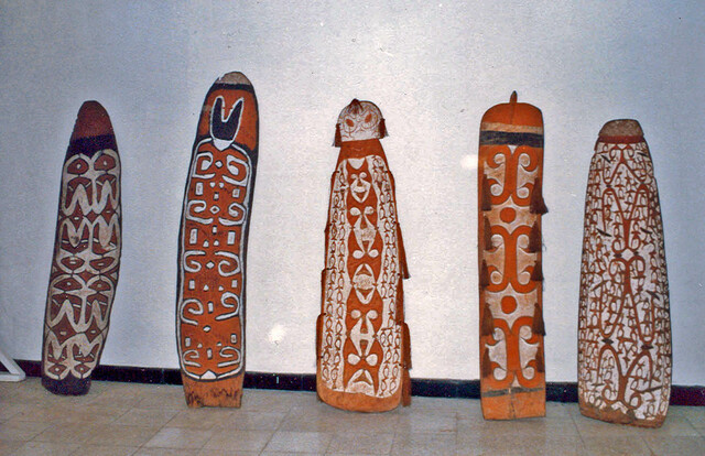 BD 182 891 etnografica