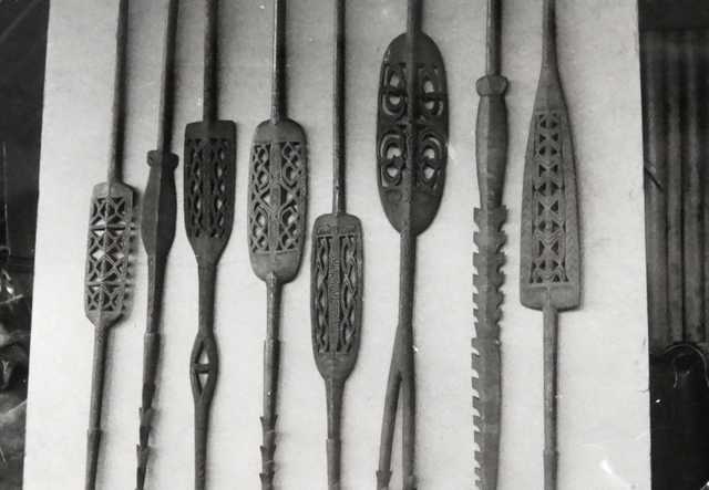 20219 Serie KI-355 Speren etnografica