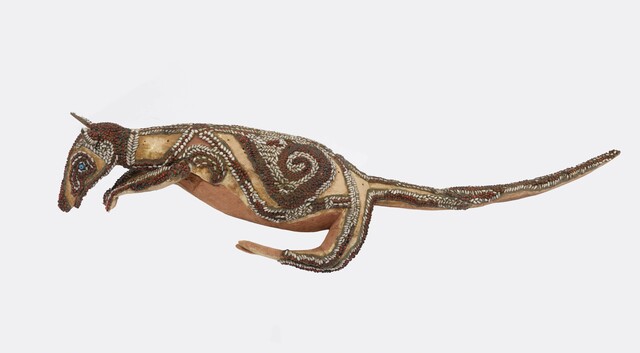 TM-260-2a Dema-afbeelding in de vorm van een kango etnografica