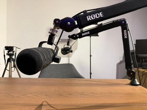 1 Vocal Monkey Studios