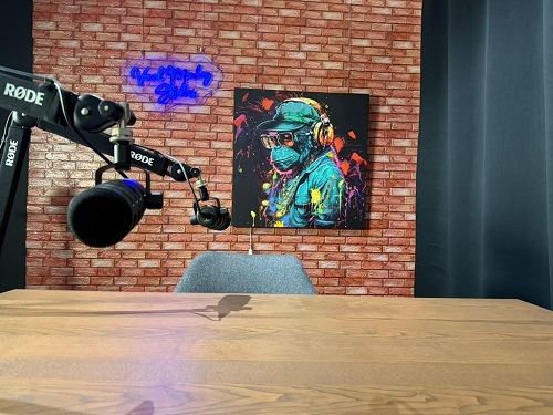 2 Vocal Monkey Studios