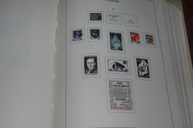 IMGP0026 France senas alb.~1862-1980 4 kg!